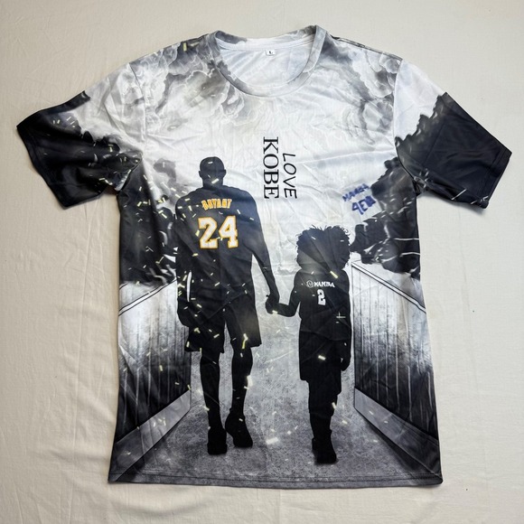 The Unbranded Brand Other - Kobe Bryant and Gianna 'Mamba' Double Sided Graphic Men's Shirt Large‎ Polyester